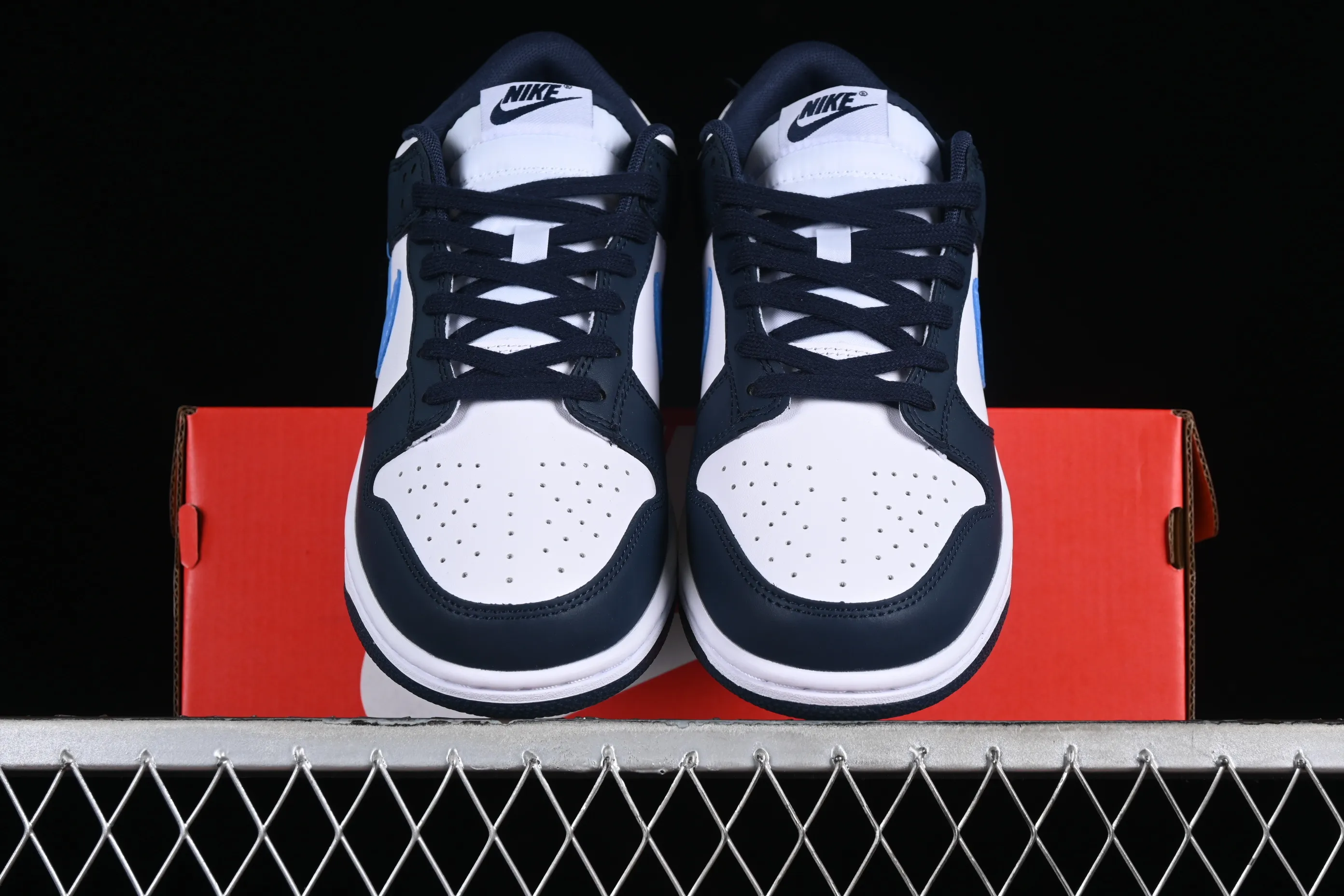 All categories Nk SB Dunk series Nk SB Dunk Low low-top sneakers Nk Dunk Low "Navy\University Blue" Obsidian SB low-top sports and leisure sneakers FN7800-400